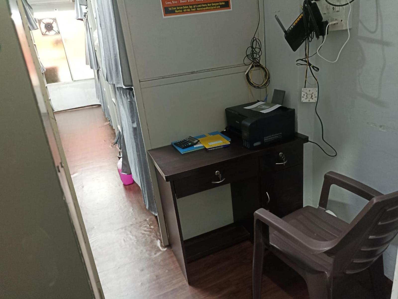 Saffron Dormitory Goregaon East Mumbai  Buitenkant foto